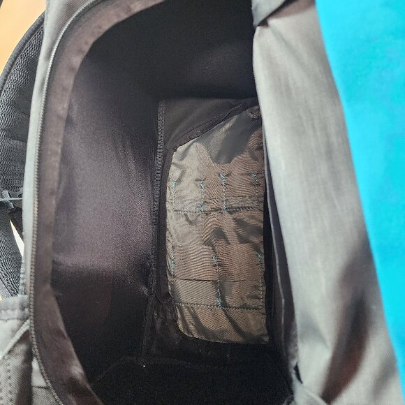 Thule Camera Backpack - Picture 2 of 8